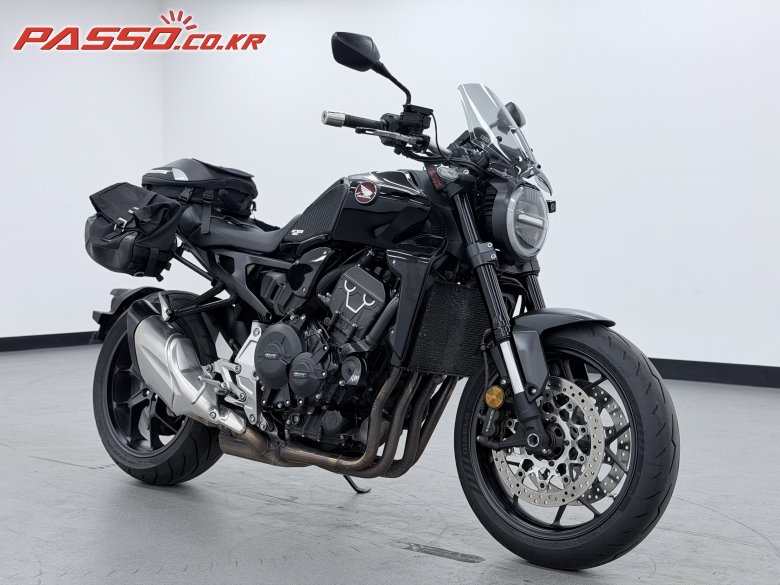 CB 1000 R